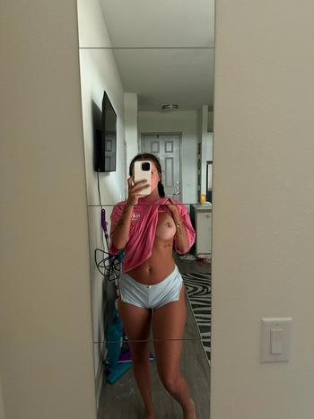Heather , 26 Caucasian female escort, New-york-city
