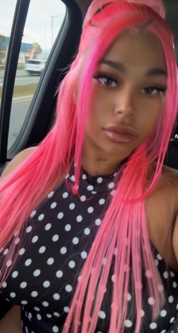 Simon, 21  female escort, New York City